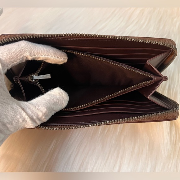 Brand New Without Tag Coach Long Wallet In Pink And Brown Color - Picture 7 of 16